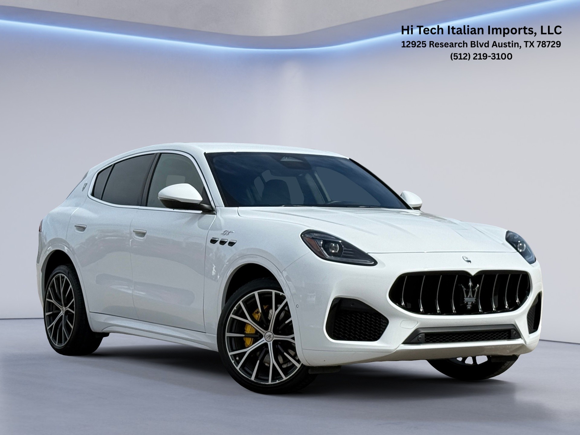 Bianco 2023 Maserati Grecale GT AWD SUV / Crossover All-Wheel Drive 8-Speed Automatic
