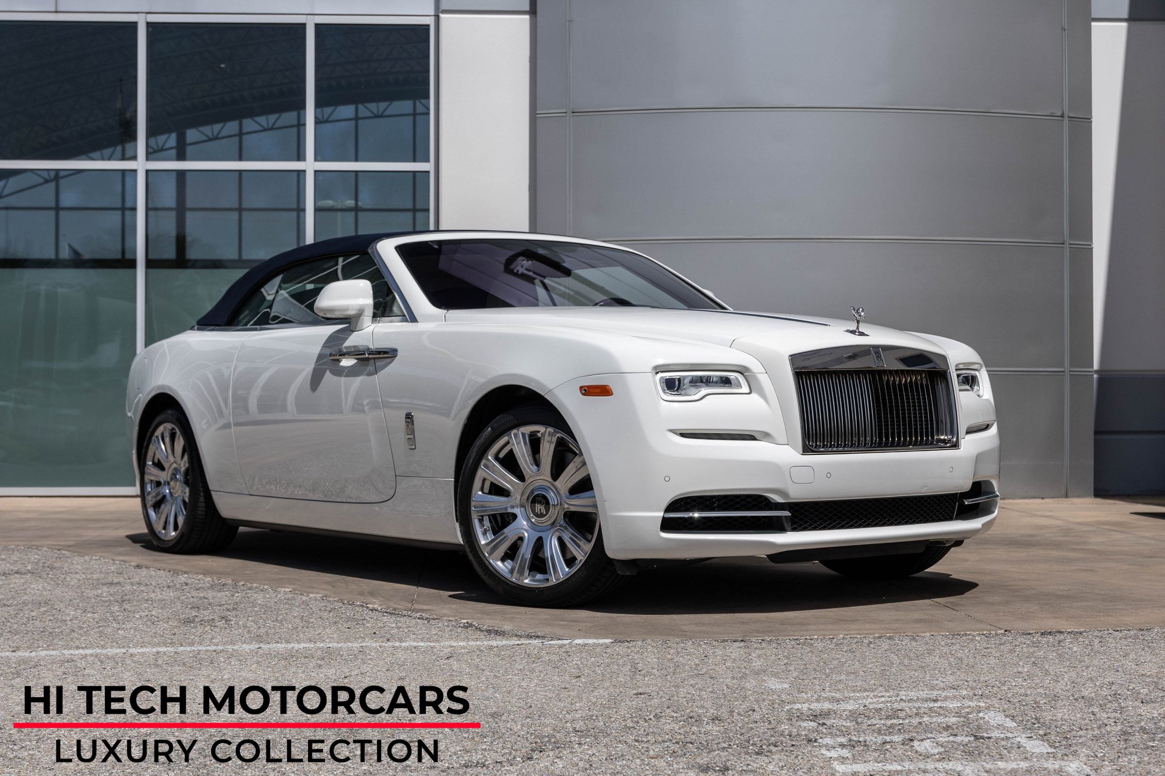 English White 2017 Rolls-Royce Dawn Convertible Rear-Wheel Drive 8-Speed Automatic
