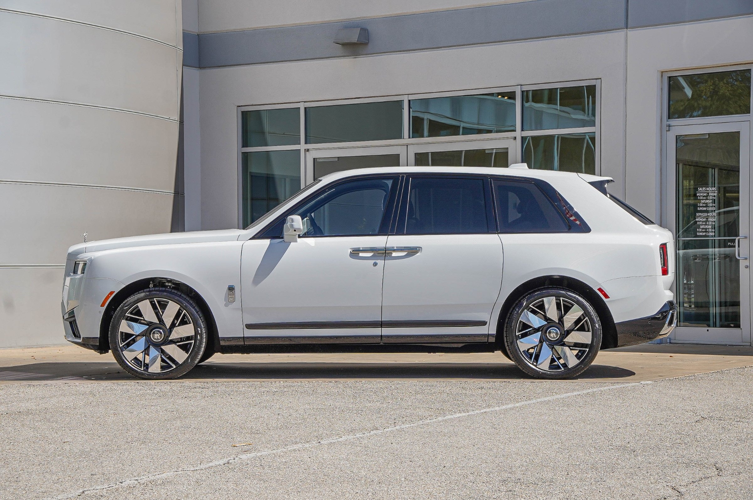 2026 Rolls-Royce Cullinan Base - Photo 12