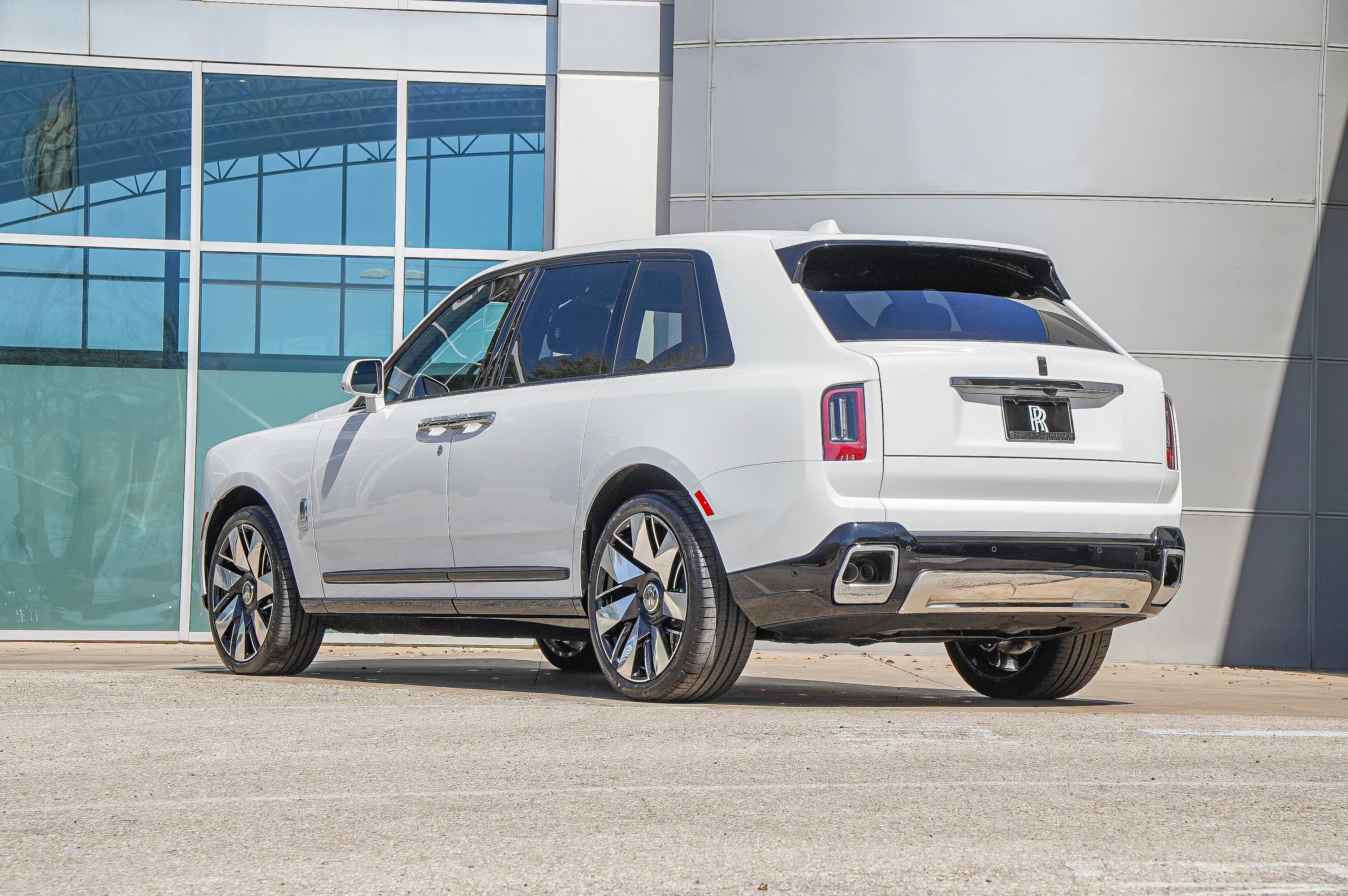 2026 Rolls-Royce Cullinan Base - Photo 14