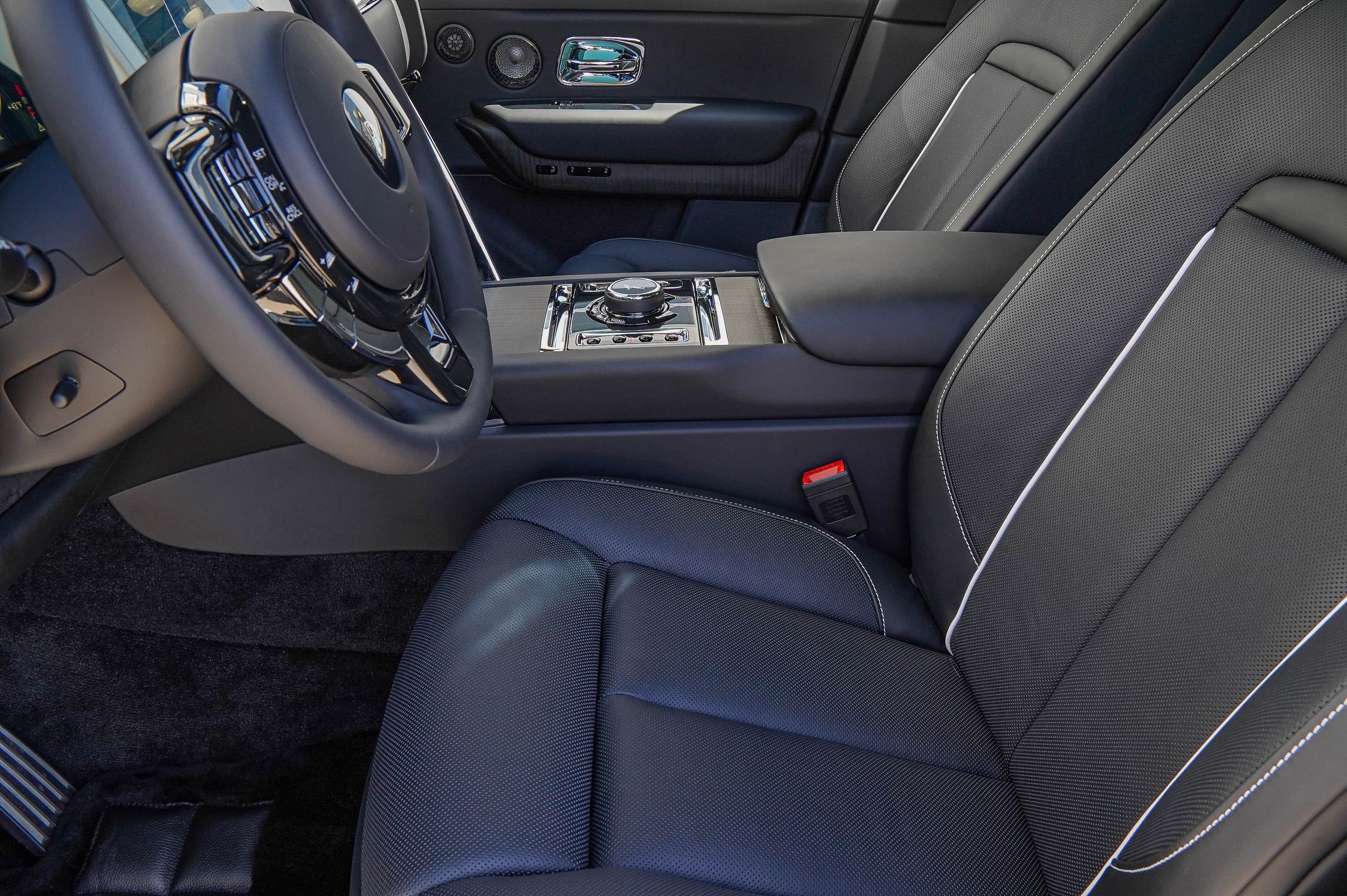 2026 Rolls-Royce Cullinan Base - Photo 21
