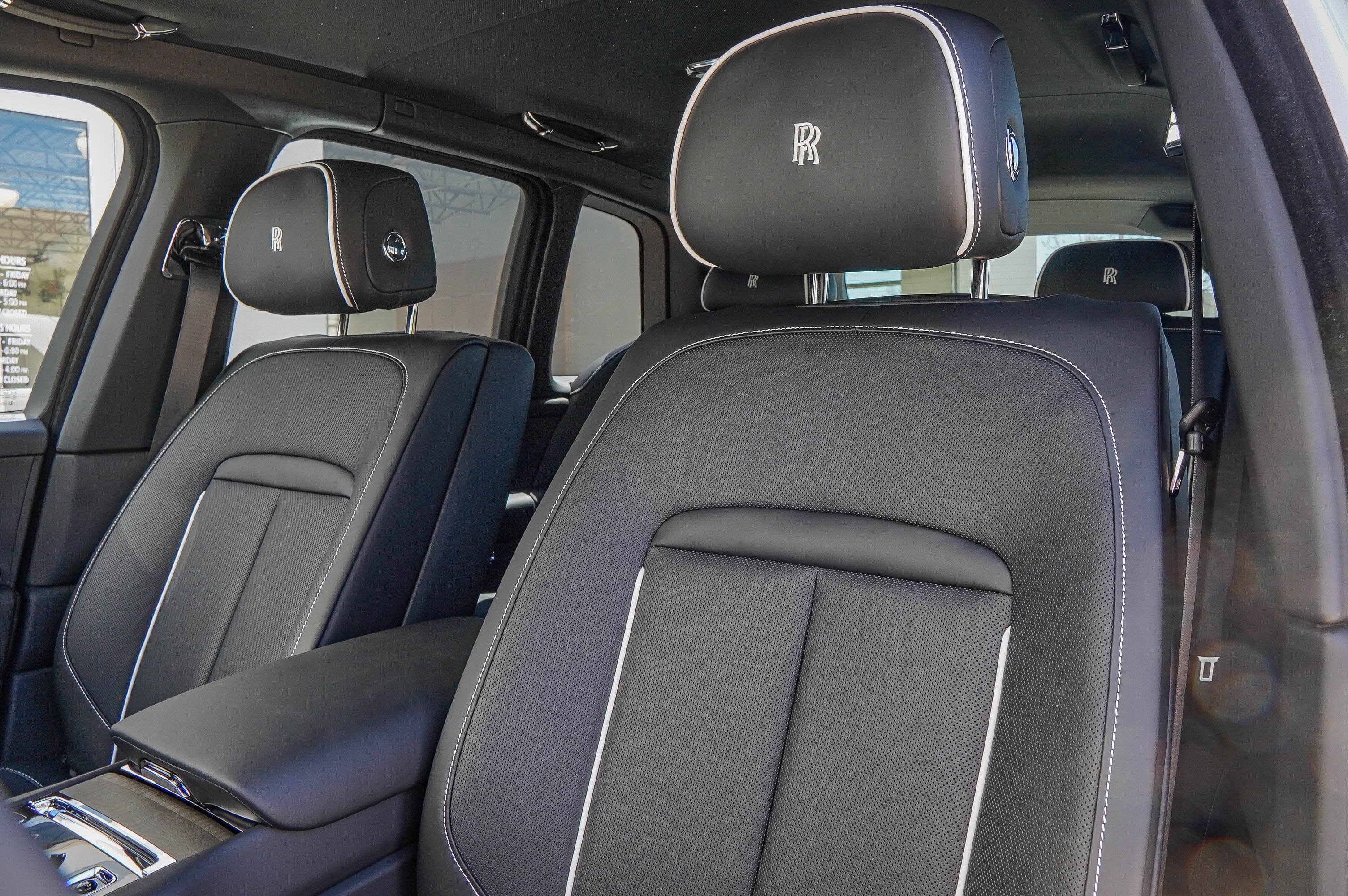 2026 Rolls-Royce Cullinan Base - Photo 22