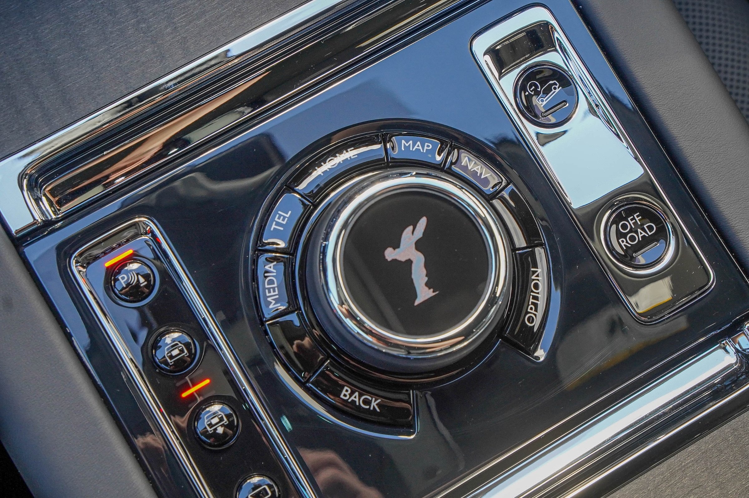 2026 Rolls-Royce Cullinan Base - Photo 33