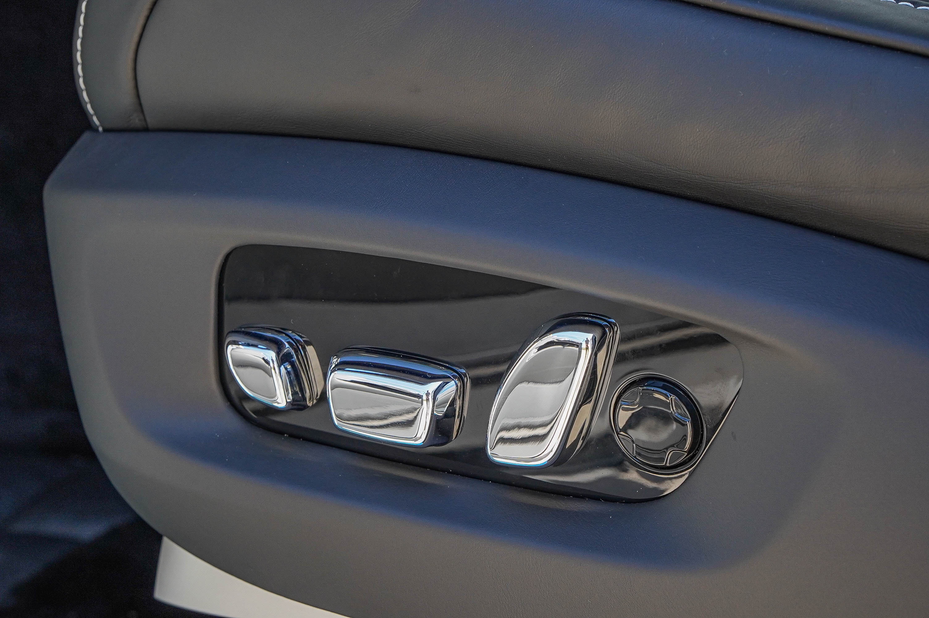 2026 Rolls-Royce Cullinan Base - Photo 37