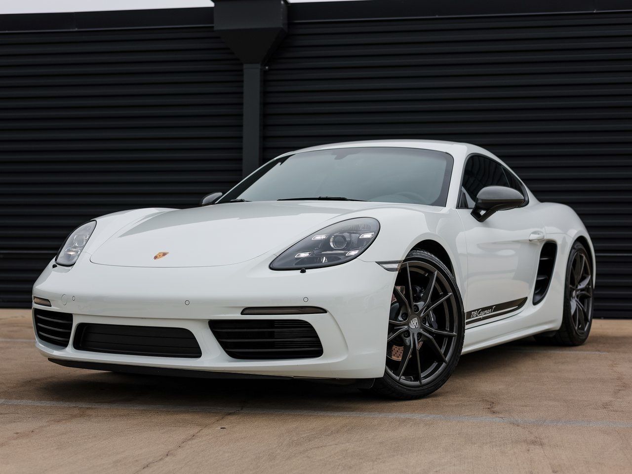 2023 Porsche 718 Cayman T RWD