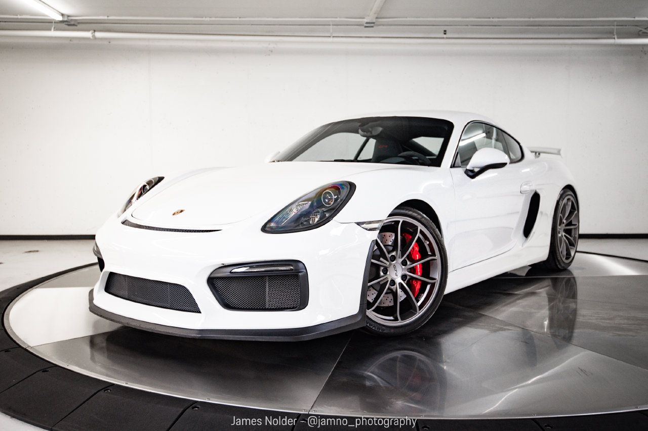 2016 Porsche Cayman GT4