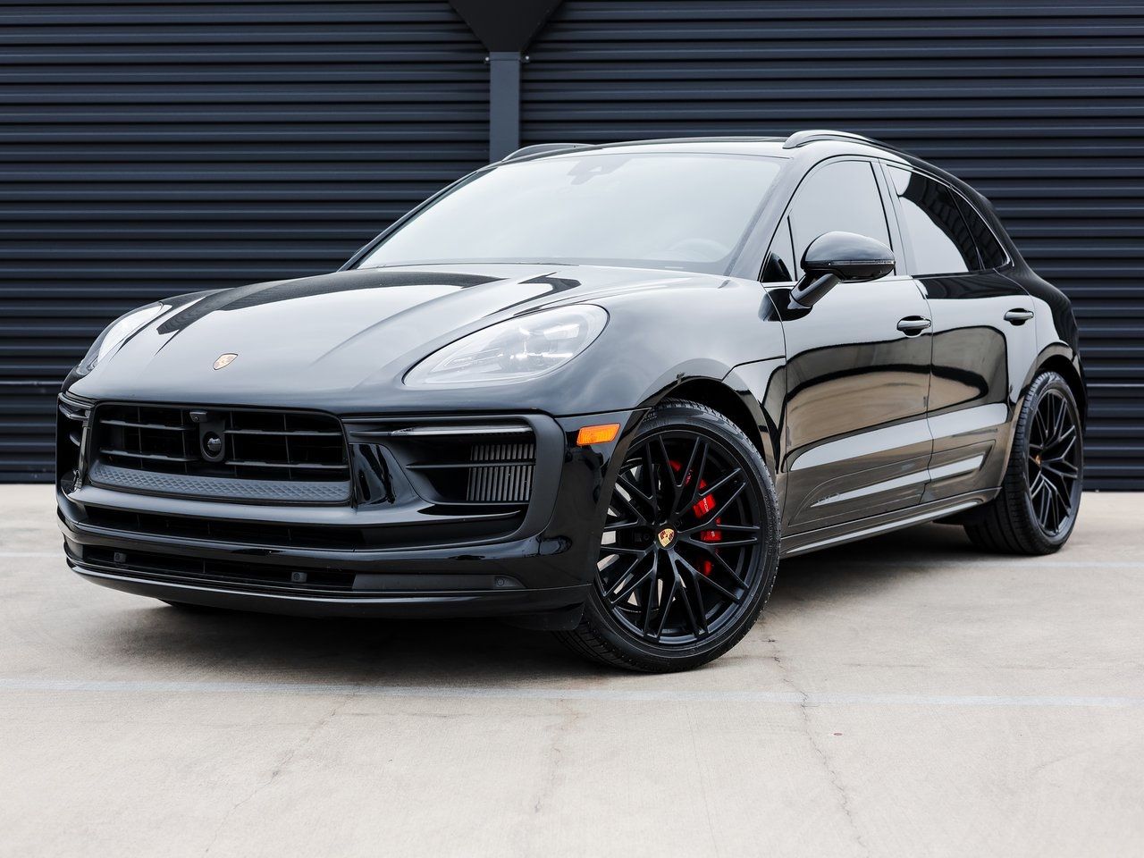 2025 Porsche Macan GTS AWD
