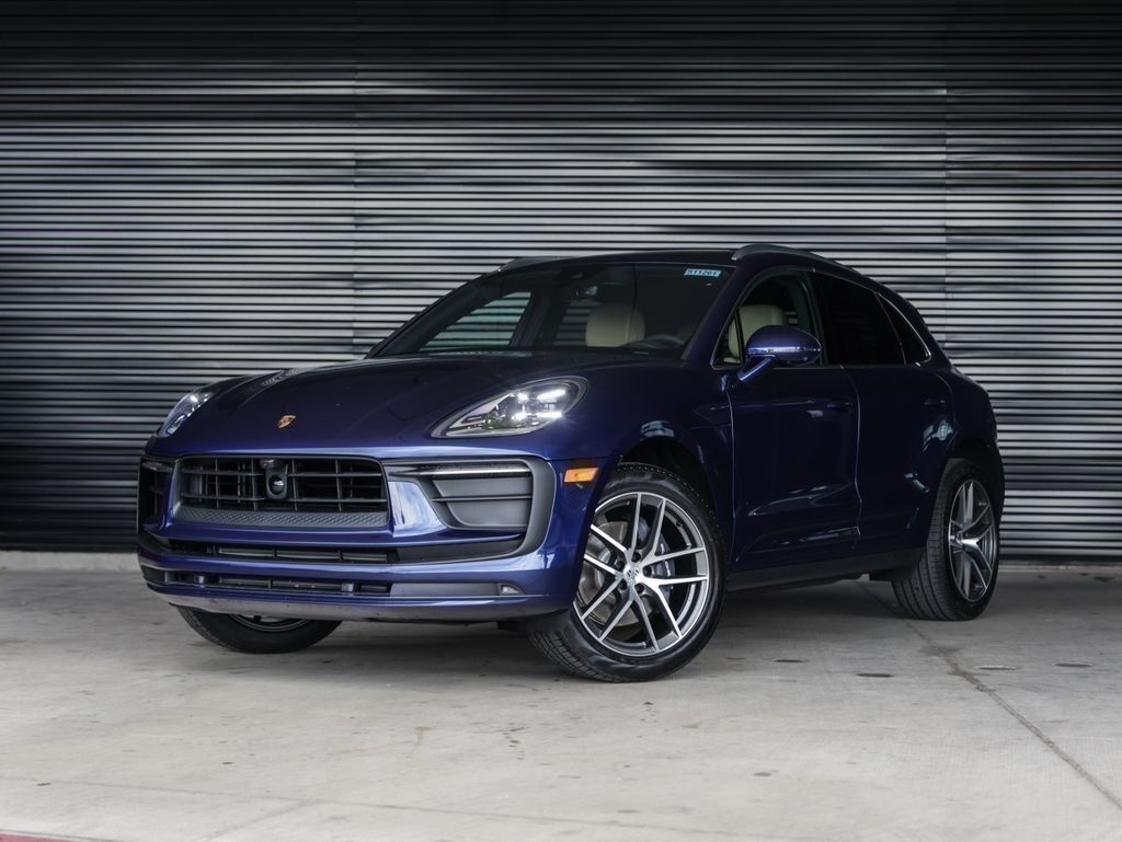Gentian Blue Metallic 2025 Porsche Macan SUV / Crossover 7-Speed Automatic